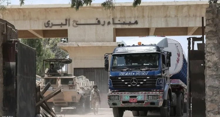 مصر تقرر إدخال 250 طن من غاز الطهي إلى قطاع غزة
