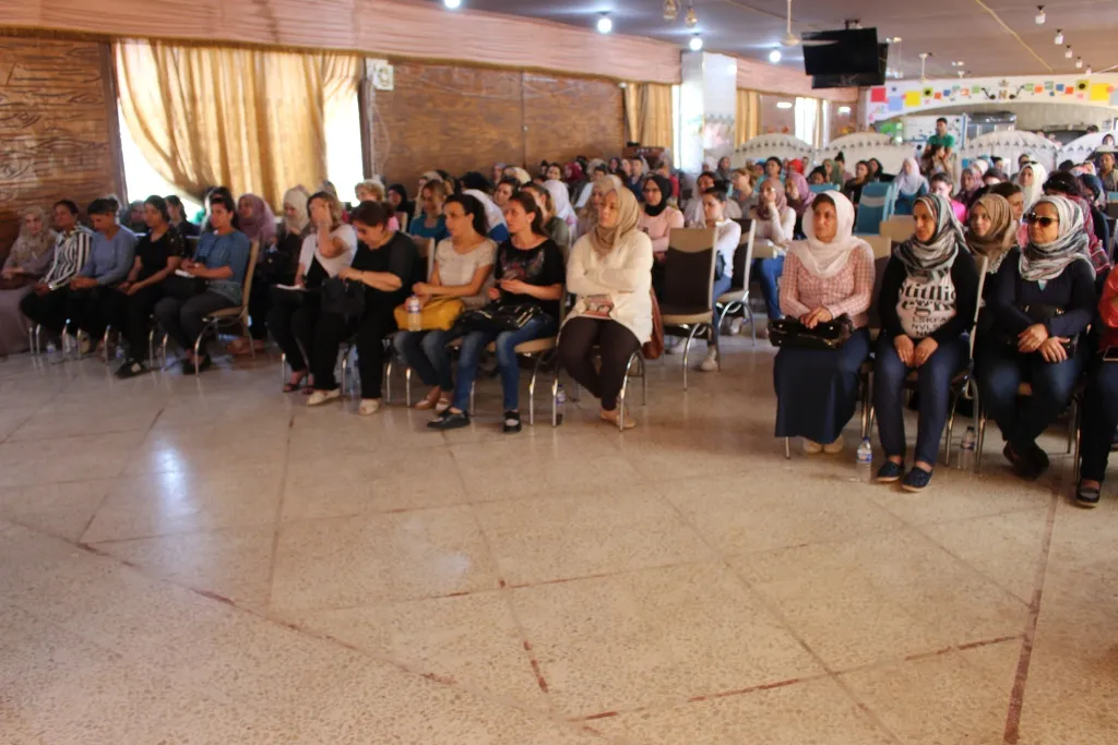 شرح أهداف منظمة  المرأة في حزب سوريا المستقبل خلال اجتماع