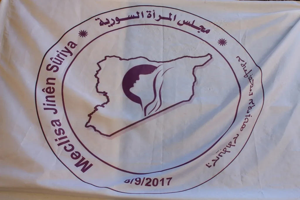 محاضرة عن دور المرأة في الطبقة