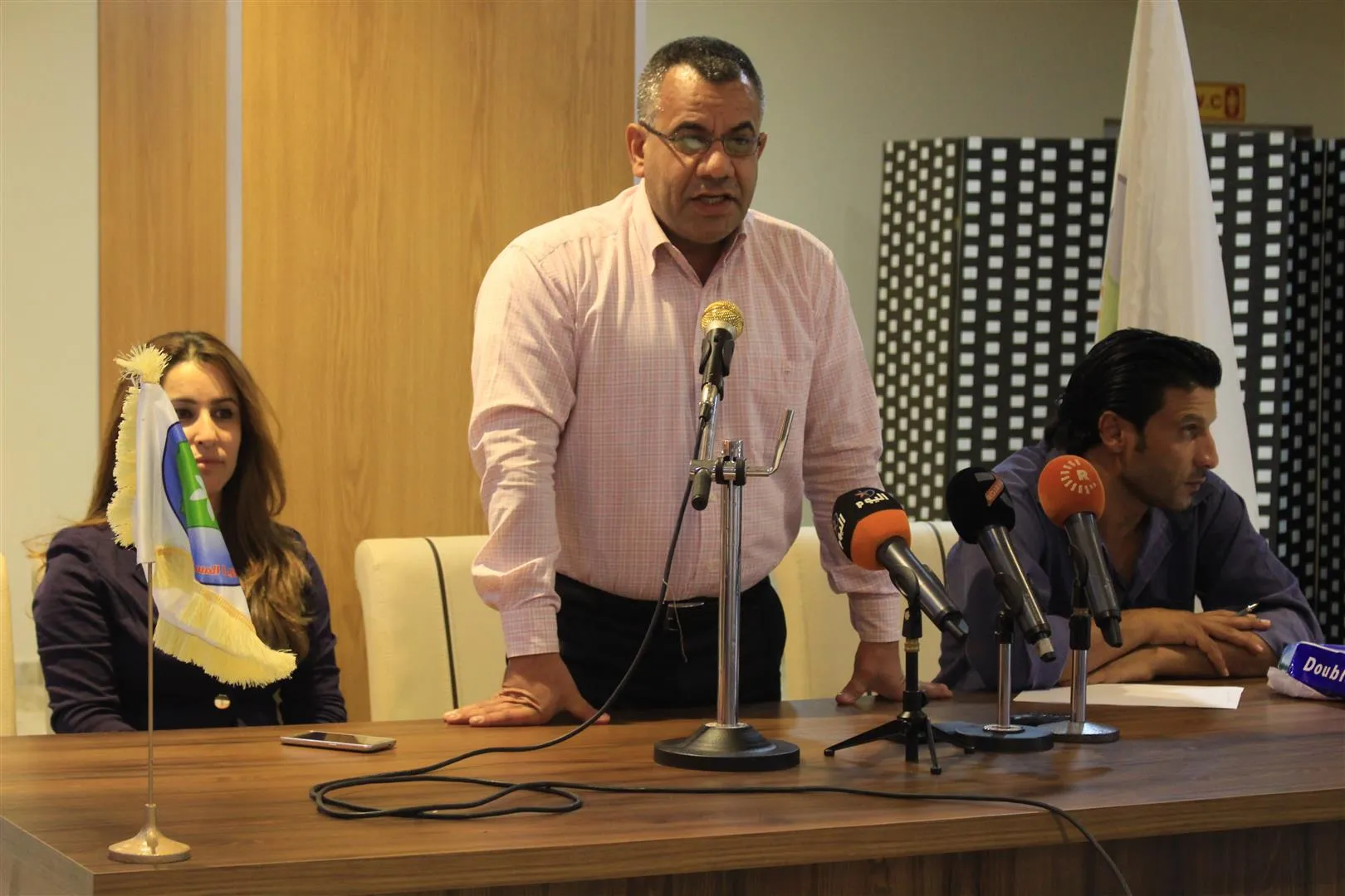 مثقفون وأطباء: حل الأزمة السورية يبدأ بطرد الاحتلال التركي من الأراضي السورية