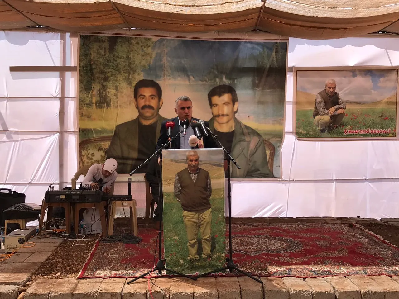 وفد من شمال سوريا يقدم واجب العزاء لذوي الشهيد زكي شنكالي