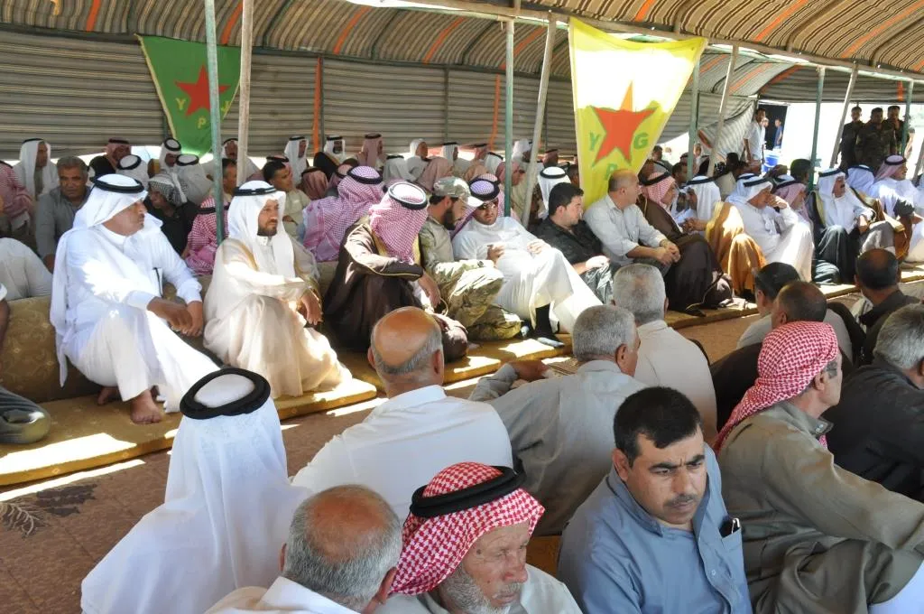 مجلس سوريا الديمقراطية يجتمع بشيوخ العشائر العربية