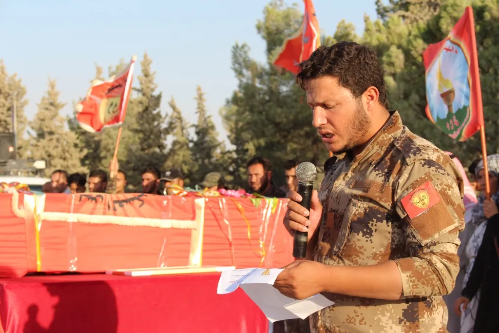منبج تشييع جثمان مقاتل في صفوف مجلس الباب العسكري