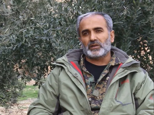 فيروز خالد...غيّرته الثورة فكسر حاجز القومية