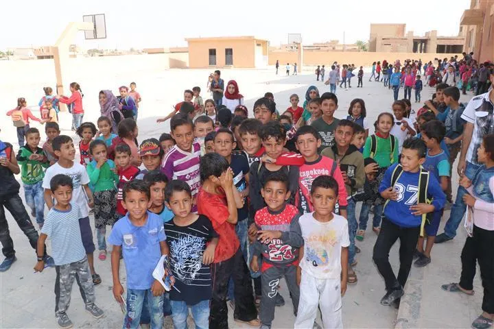 إقبال كثيف تشهده مدارس ناحية الشدادي في العام الدراسي الجديد