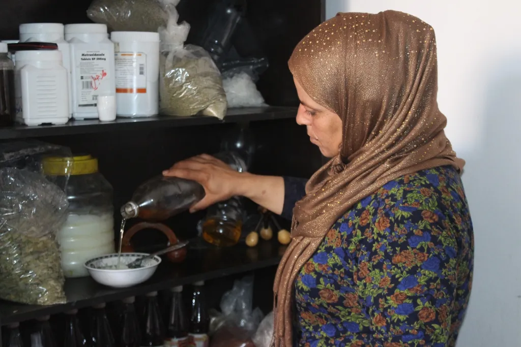 عملت لأعوام على تجاربها وهي بصدد تأليف كتاب
