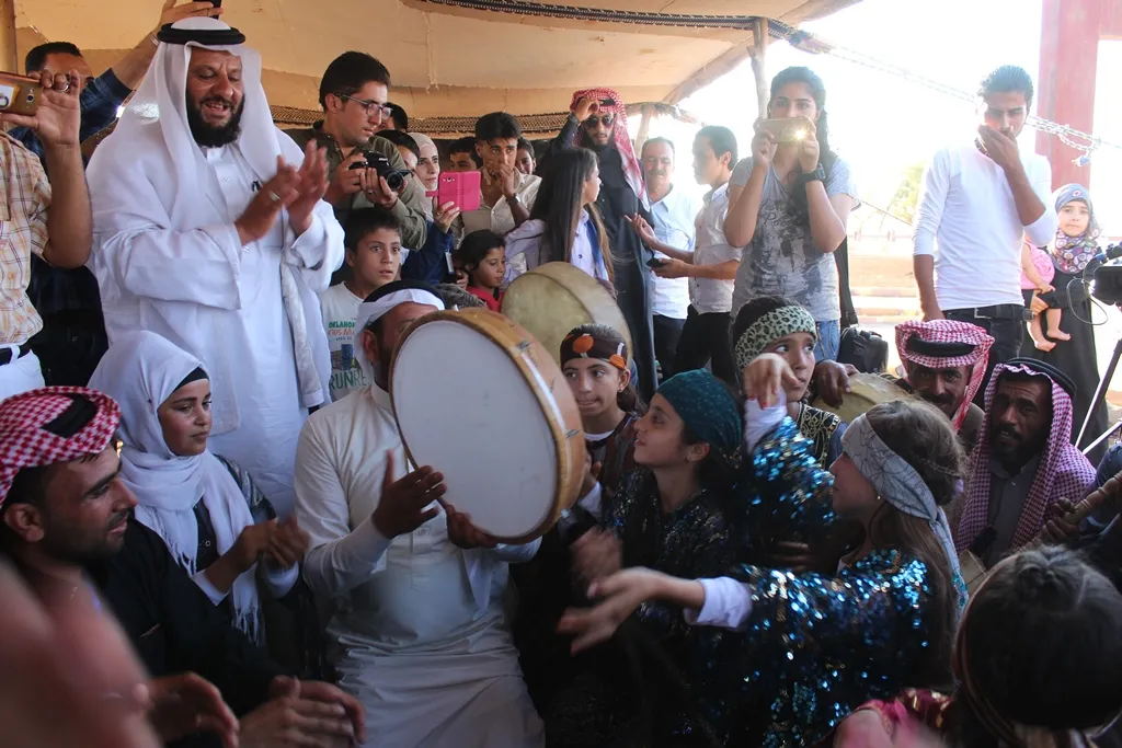 افتتاح أحد أكبر الصروح الثقافية في الطبقة بعد شهور من العمل