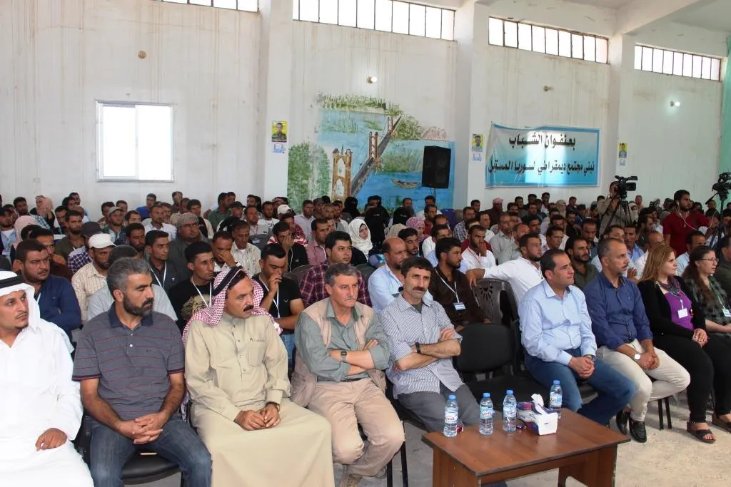 انطلاق فعاليات الكونفرانس التأسيسي لاتحاد معلمي دير الزور