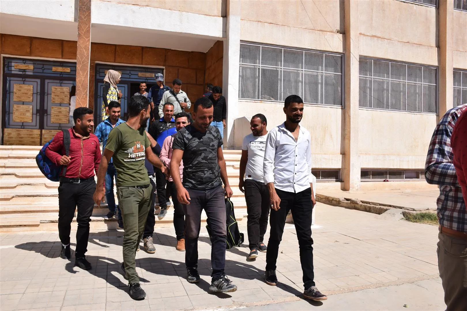 العشرات من معلمي مقاطعة الحسكة يلتحقون بواجب الدفاع الذاتي