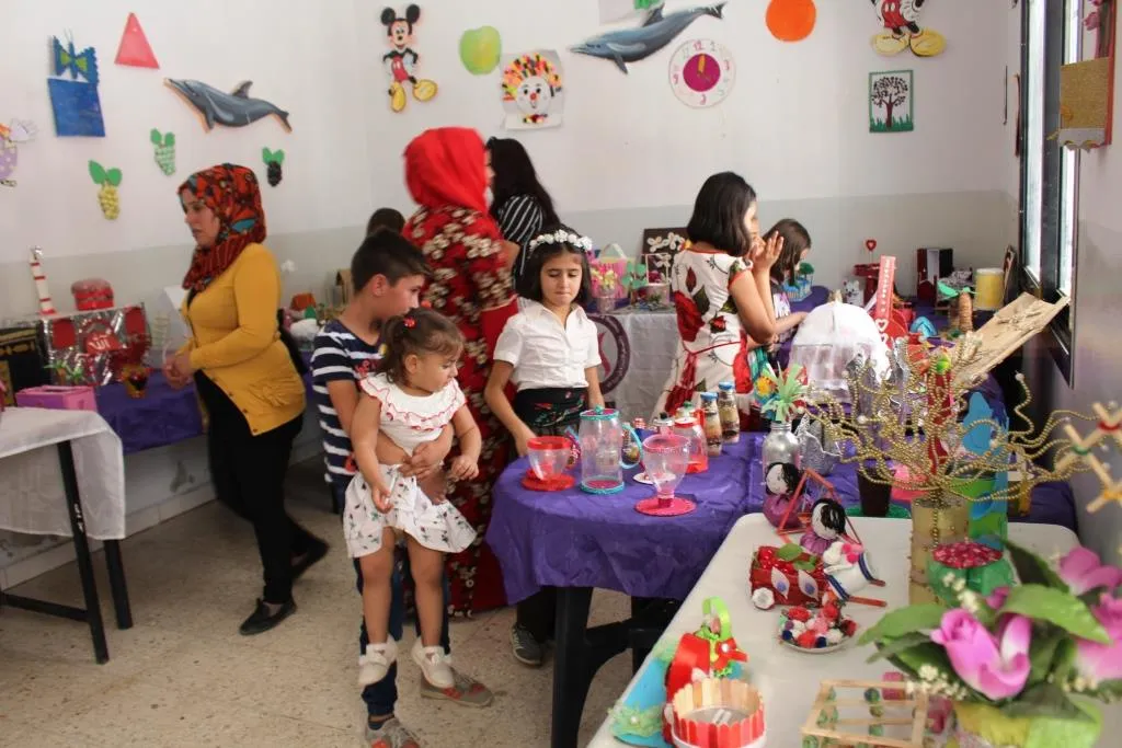 لتنمية مواهب الأطفال افتتاح معرض لأعمالهم اليدوية