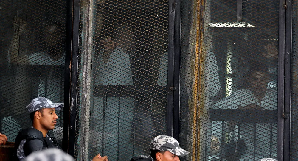 محكمة مصرية تقضي بإعدام 75 متهماً في قضية "فض اعتصام رابعة"