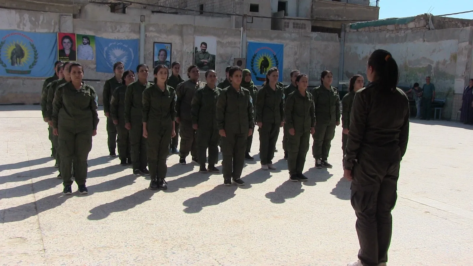 تخريج 20 عضوة لقوى الأمن الداخلي في حلب