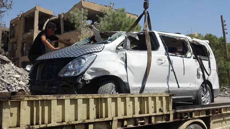  انفجار عبوة ناسفة بسيارة بجانب الملعب الأسود
