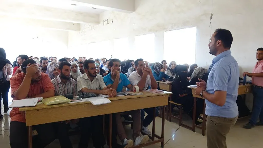 دورة تأهيلية لمعلمي ومعلمات الرقة المتأخرين عن الدورات السابقة
