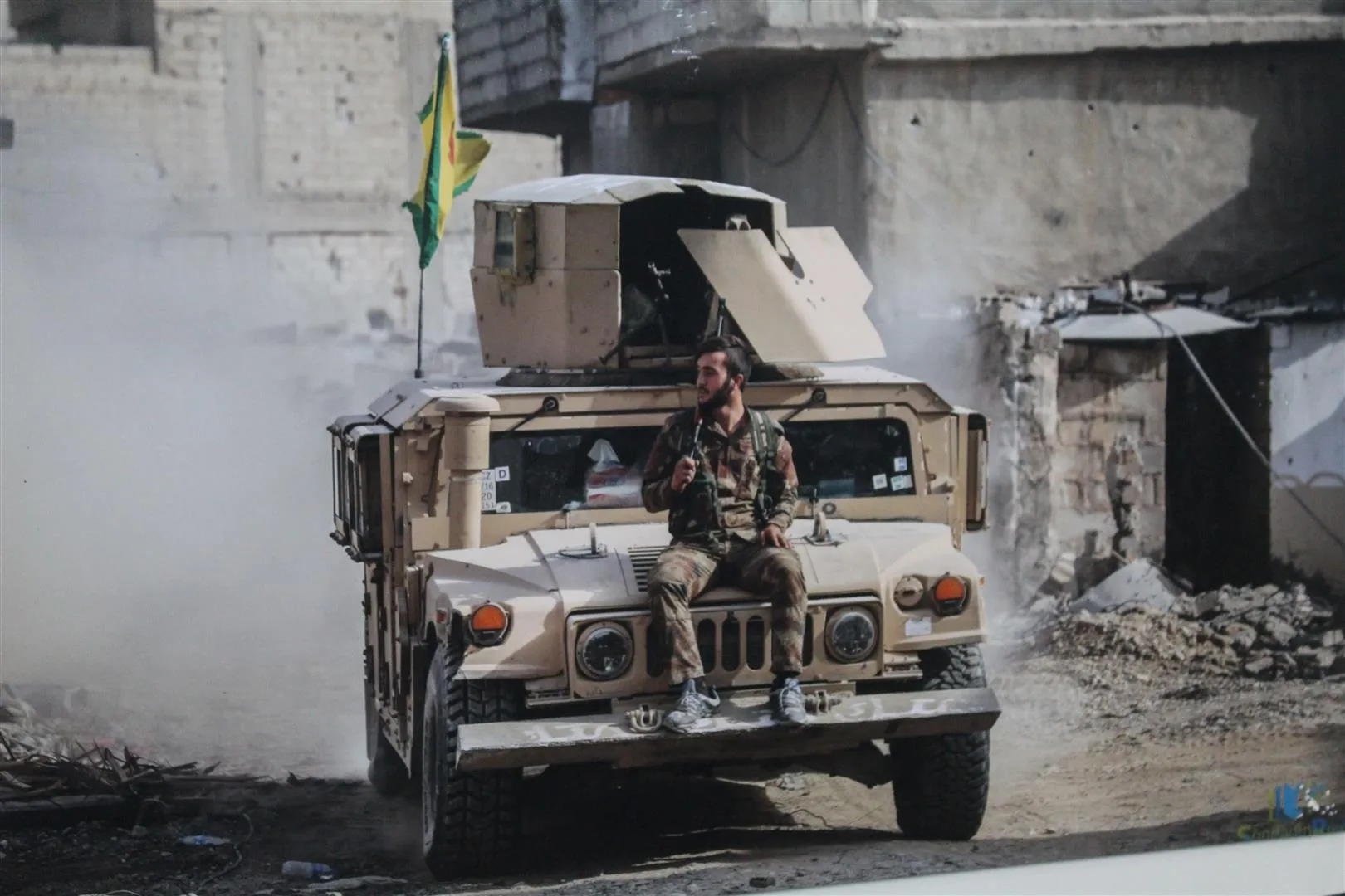 مركز "شوبدارين روجيه" يفتتح معرضه في ديرك