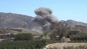 مقتل 30 حوثياً وتدمير آليات للجيش اليمني