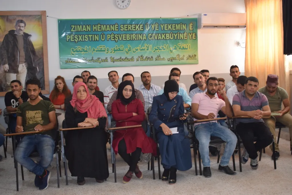 أكاديمية عمار الحسين تنهي دورتها الثانية لإعداد المعلمين