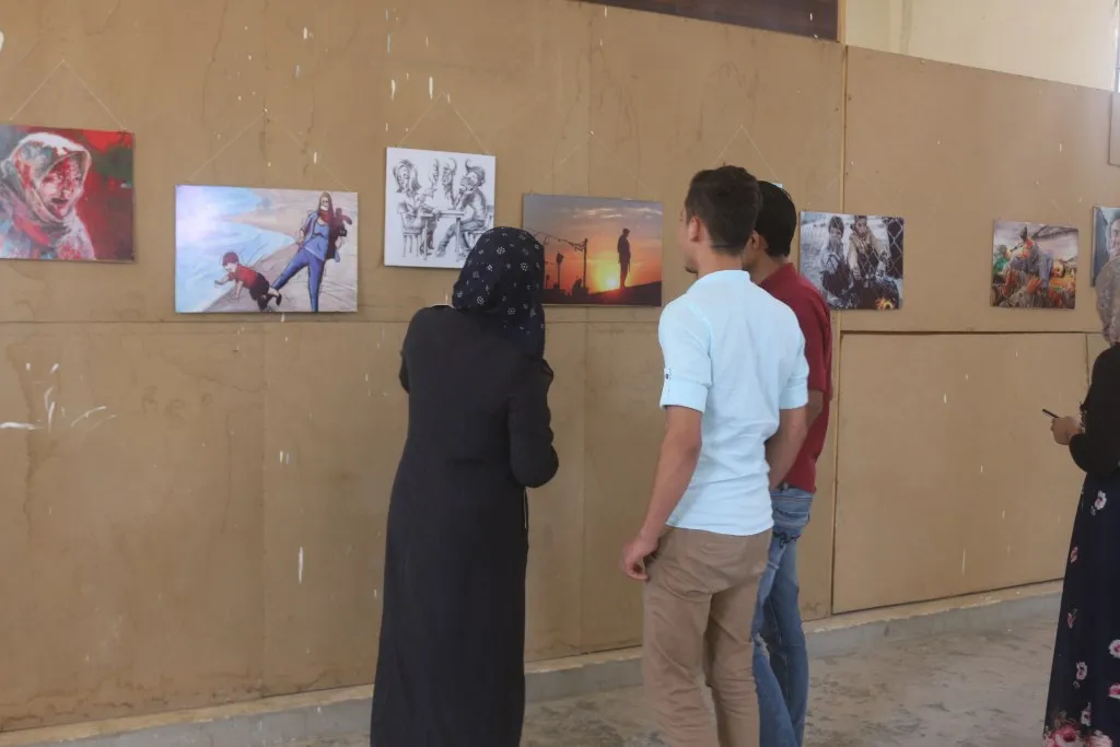 منبج..."الواقع" اسم معرض تفتتحه حركة الطلبة الديمقراطيين