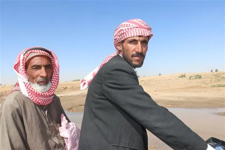 انهيار الجسور شرقي مركدة يعيق حركة السير