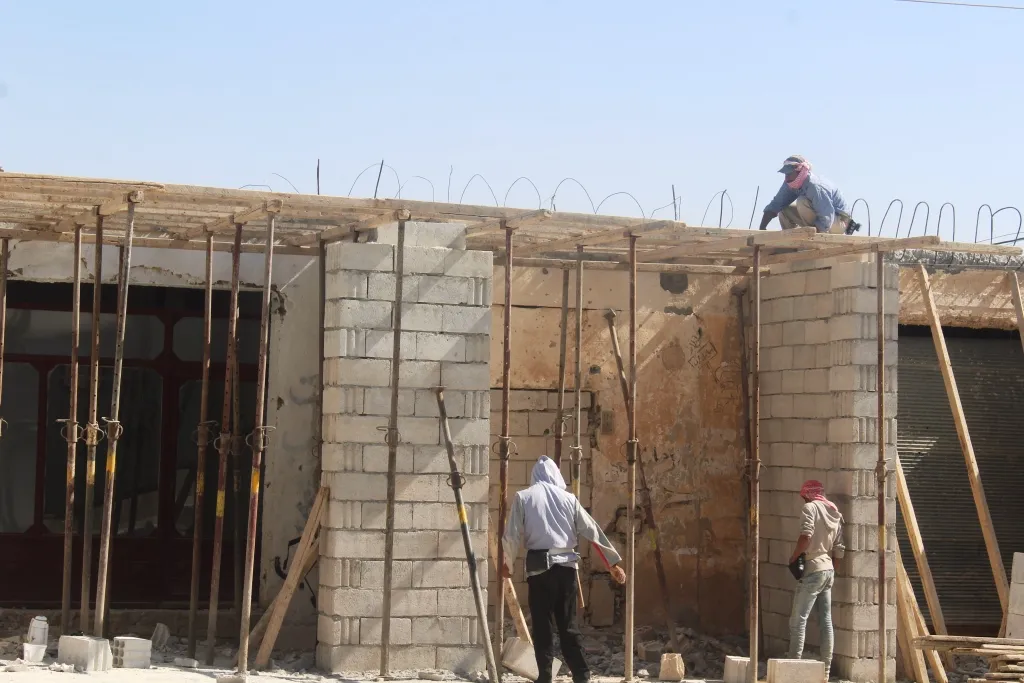 مقتطفات بالصور والفيديو لما تشهده عين عيسى من تطور