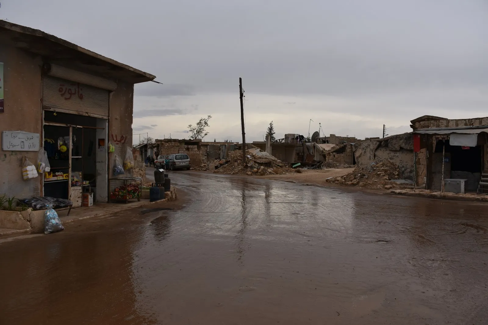 مؤمنون بمقاومتهم.. تحدوا العدوان وحرارة الصيف والآن سيتحدون البرد