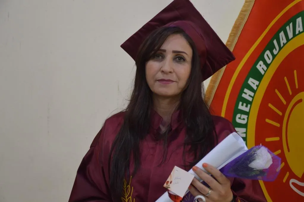متخرجات جامعة روج آفا ميراث مسري خان خسروي