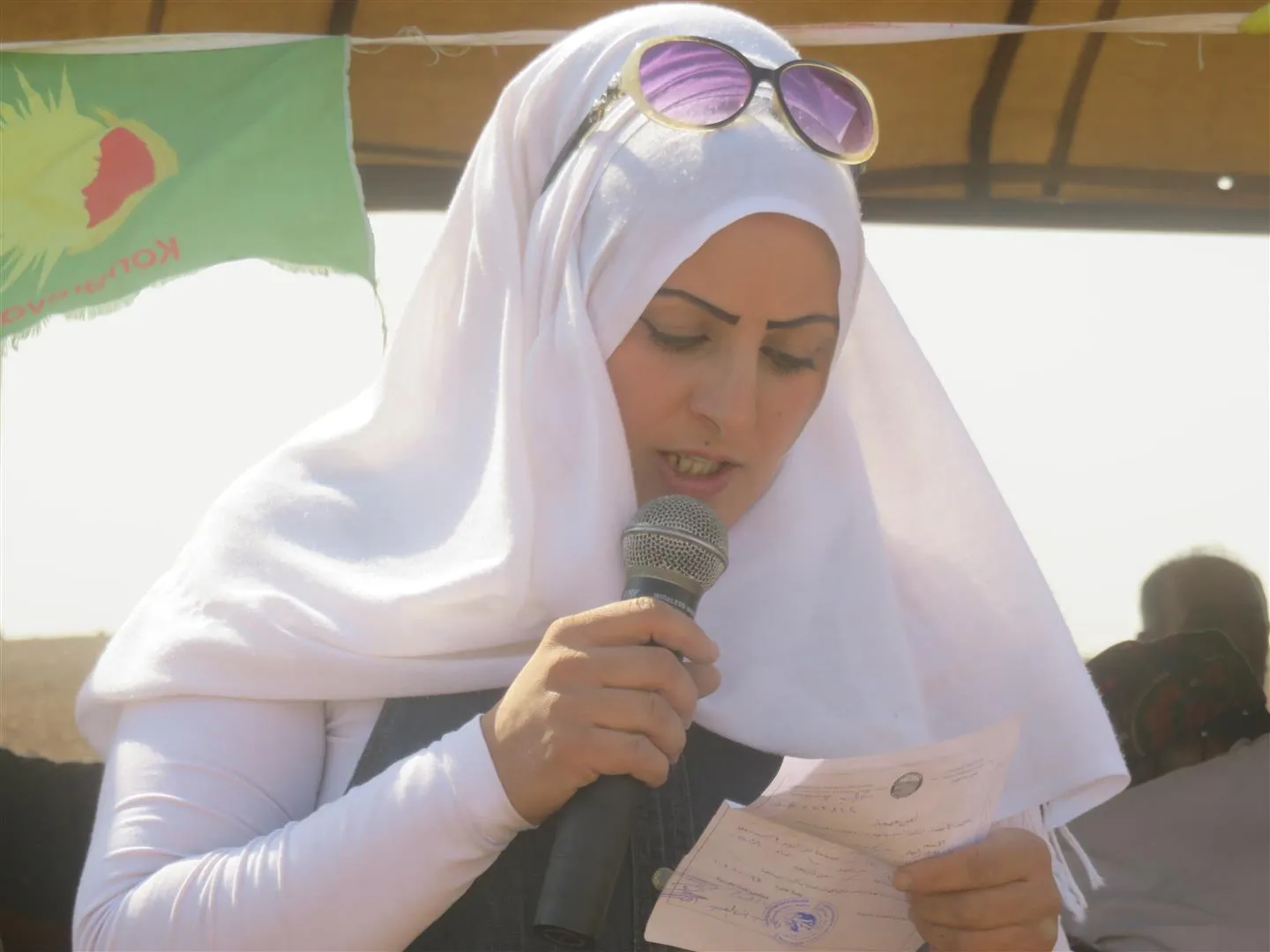 المئات يعزون ذوي الشهيد دحام الكنتار في جل آغا