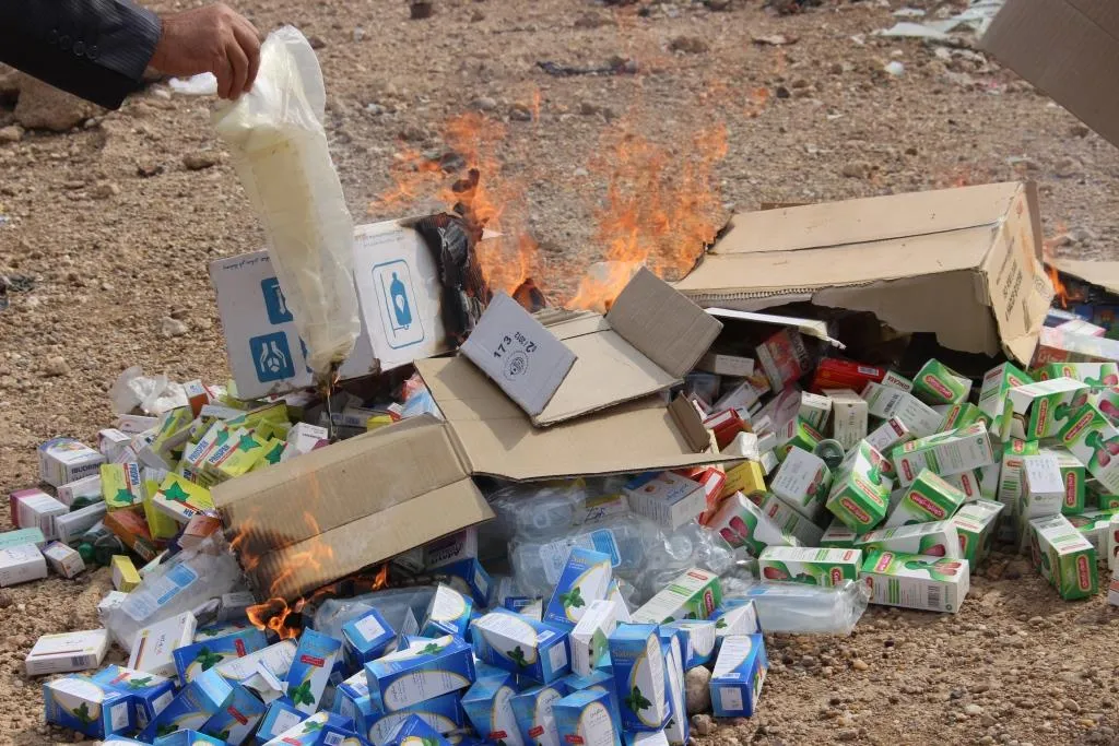 لجنة الصحة في تل براك تتلف كمية من الأدوية المنتهية الصلاحية