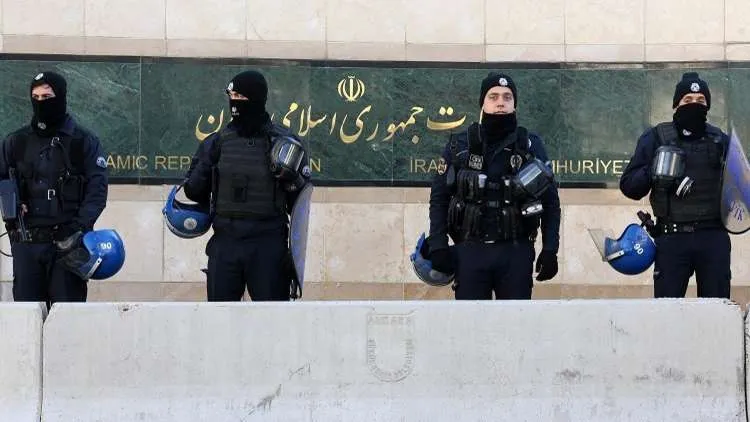 الخارجية الإيرانية تكذب وسائل الإعلام التركية حول إغلاق سفارتها في أنقرة