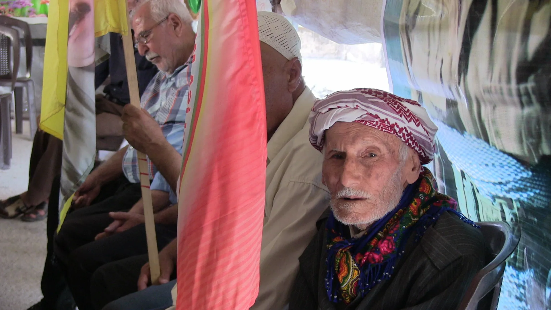 في اليوم الثاني للاعتصام دعوة المنظمات الحقوقية للقيام بمهامها وإنهاء العزلة