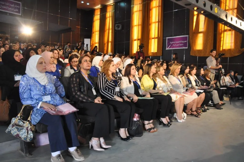 ملتقى الحقوقيات مستمر بمناقشة  قوانين المرأة في الإدارة الذاتية