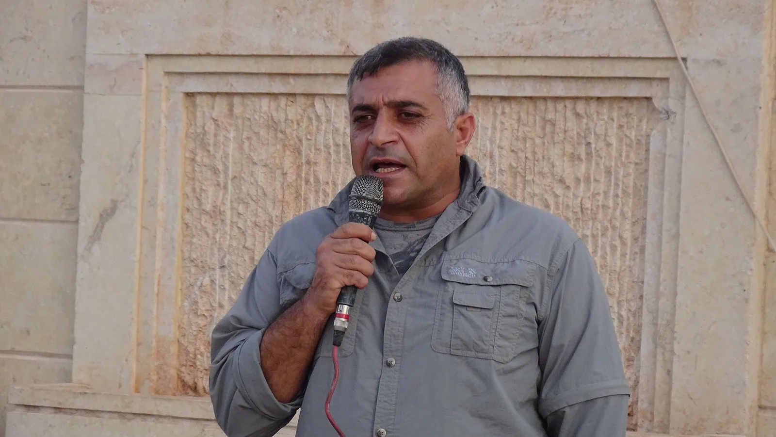 "مصالح الدول الإقليمية بسوريا مددت عمر الأزمة وعفرين ستتحرر لا محال"