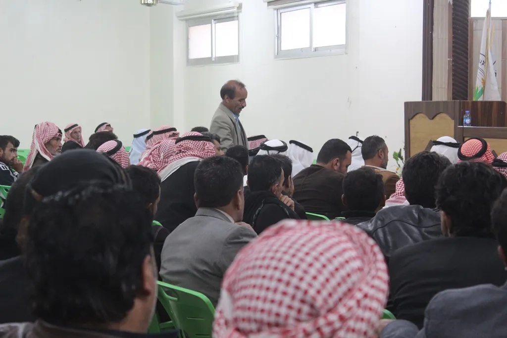 "سوريا هي الغائب الوحيد في حياة السياسيين"