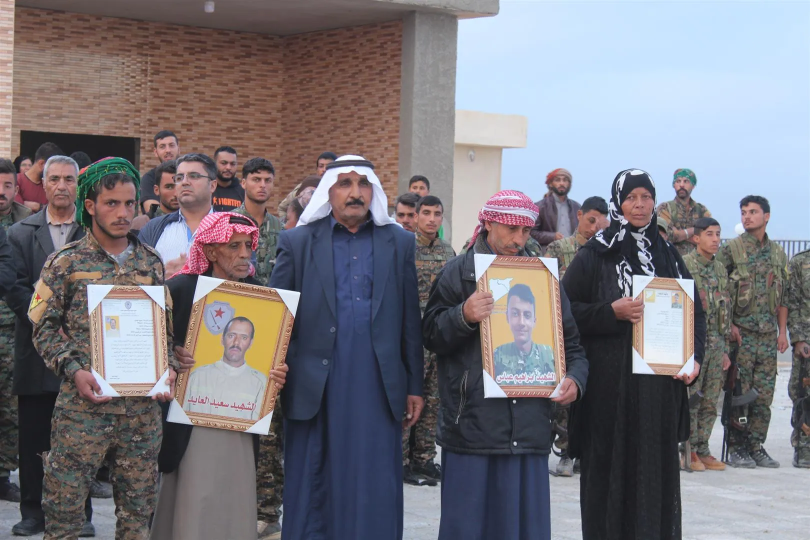 تشييع جثمان الشهيد سعيد العايد وكشف سجل خالد يوسفية خلال المراسم