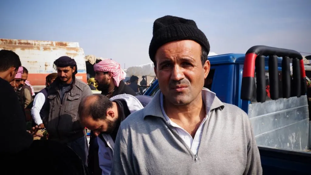 عودة الحياة لسوق الجمعة بعد إغلاقه من قبل داعش بحجة أنه "يلهي عن صلاة الجمعة"