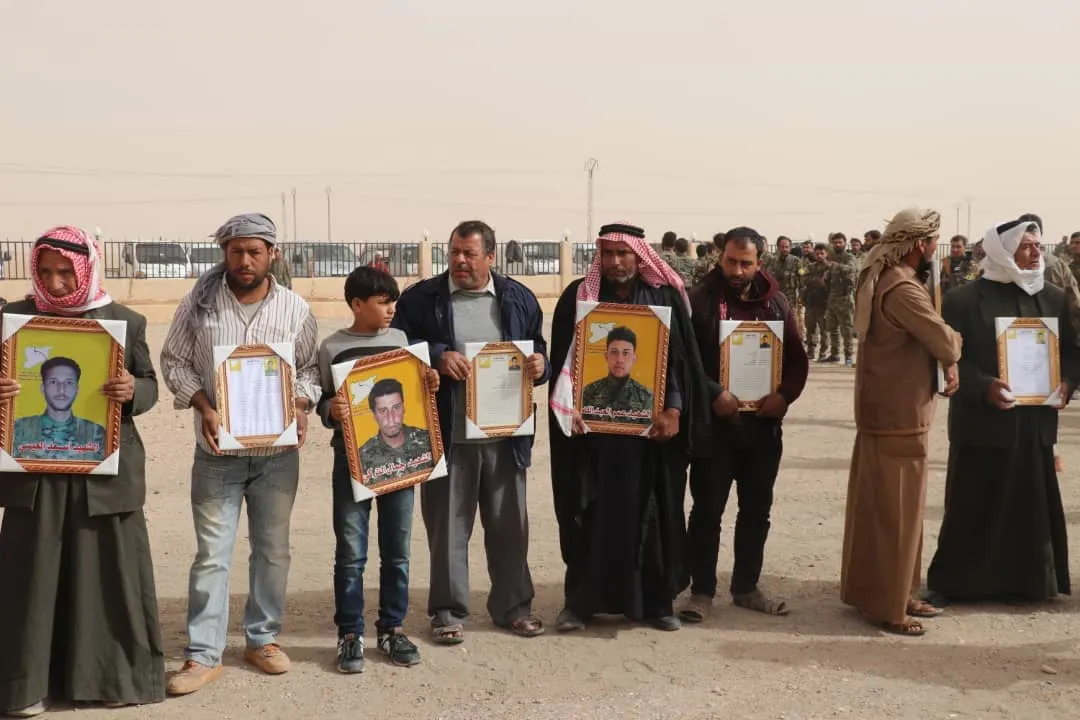 الشدادي تودع شهداءها بالزغاريد