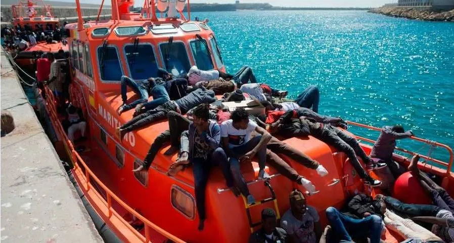 إنقاذ 564 مهاجراً من سواحل البحر المتوسط