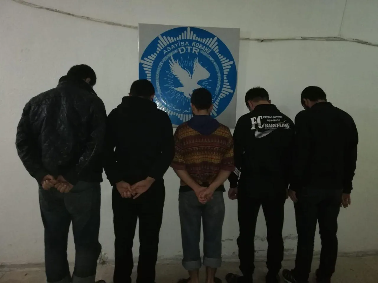 قوى الأمن الداخلي بكوباني  تلقي القبض على مجموعة من المجرمين