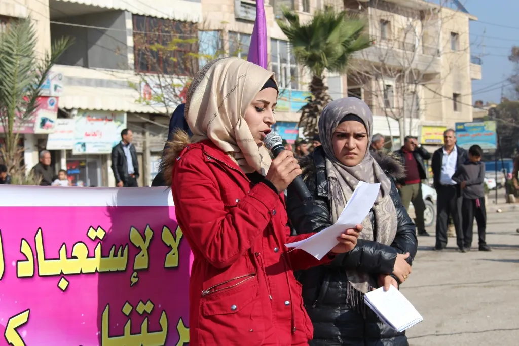 نساء منبج تحيين اليوم العالمي لمناهضة العنف ضد المرأة