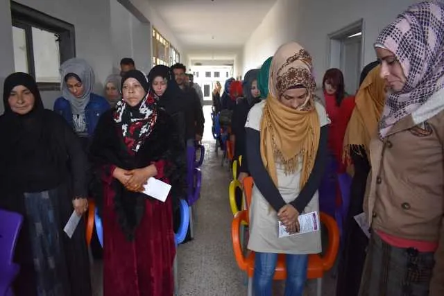 'على النساء تصعيد النضال والمقاومة'