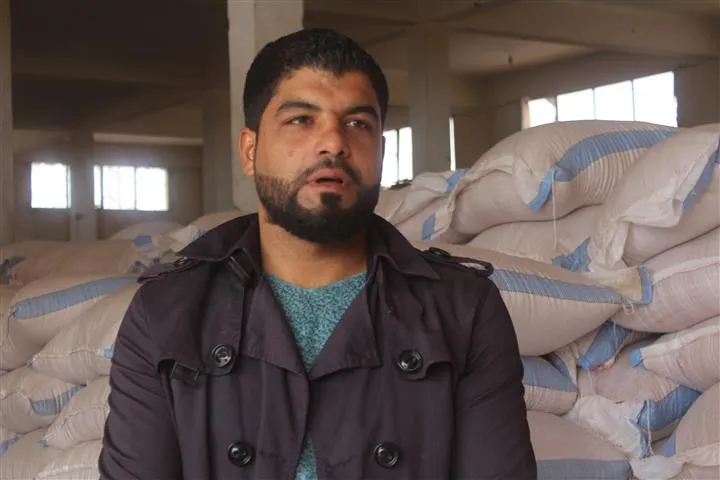 لجنة الزراعة في الشدادي توزع بذار القمح للمزارعين بسعر مناسب