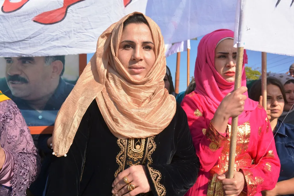 مدن شمال سوريا تحي اليوم العالمي لمناهضة العنف ضد المرأة