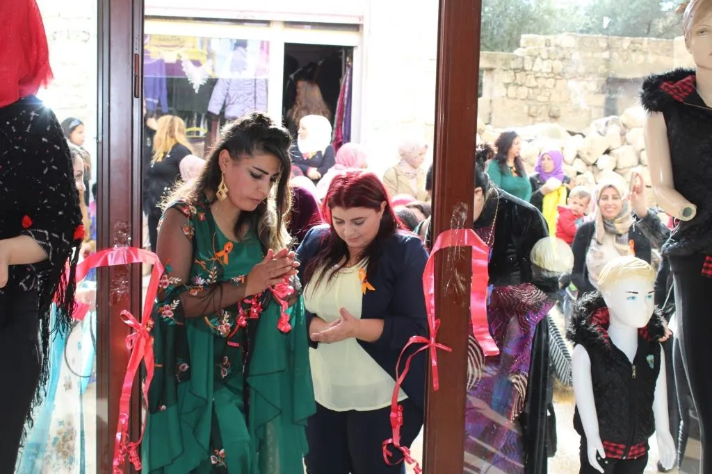 بمناسبة اليوم العالمي لمناهضة العنف افتتاح مشغل ومعرض