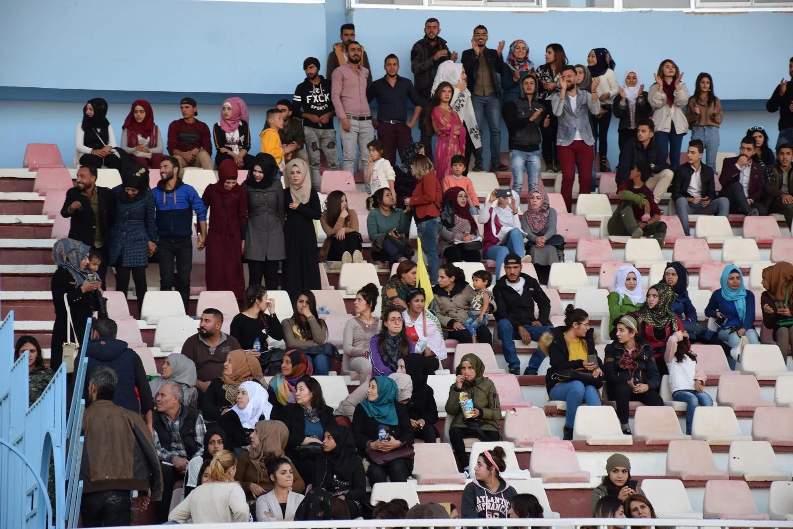 مهرجان "الشهيد هوكر" يصل الحسكة وعروض تقرب الثقافات من بعضها