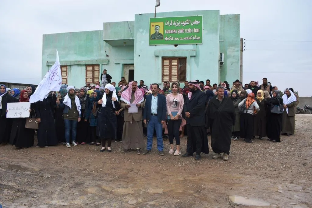 دير الزور تؤكد وقوفها إلى جانب تل أبيض وكوباني في مواجهة المحتل التركي