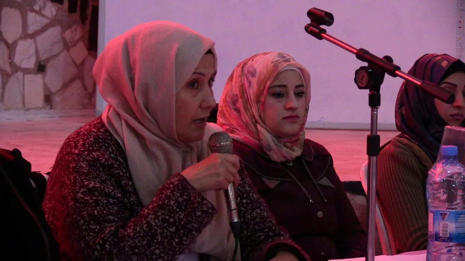 منتدى بعنوان "يداً بيد لبناء المرأة الحرة لمستقبل سوريا" في حلب