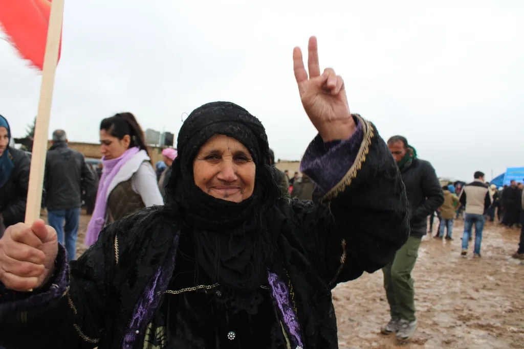 الصمود عنوانها.. خيمة الاعتصام مستمرة والأهالي يؤكدون صمودهم أمام تهديدات أردوغان