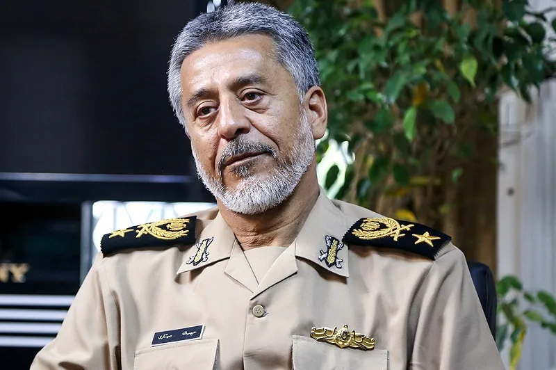 قائد عسكري إيراني: نراقب عن كثب السفن الأمريكية في الخليج