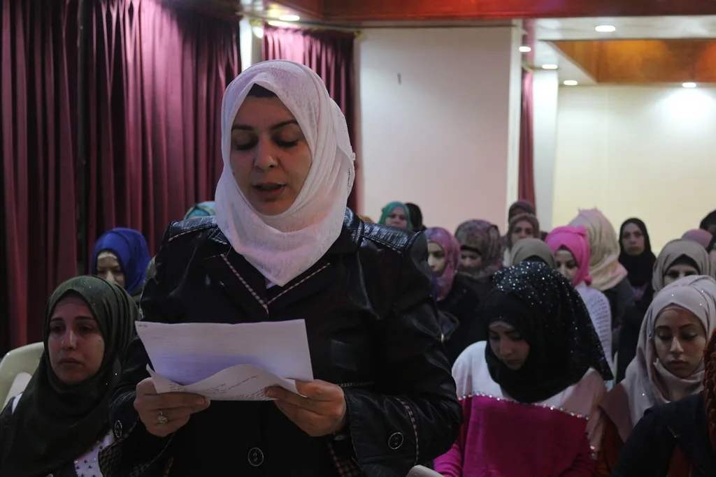 اجتماع موسع لمكاتب المرأة ضمن الاستعداد للكونفرانس الأول لها في الطبقة
