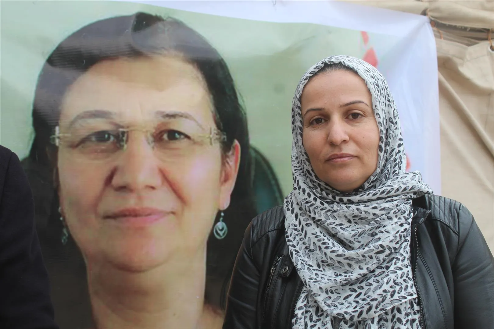 'العزلة المفروضة على القائد إجراء جائر و اعتقال ليلى كوفن انتهاك بحق المرأة'
